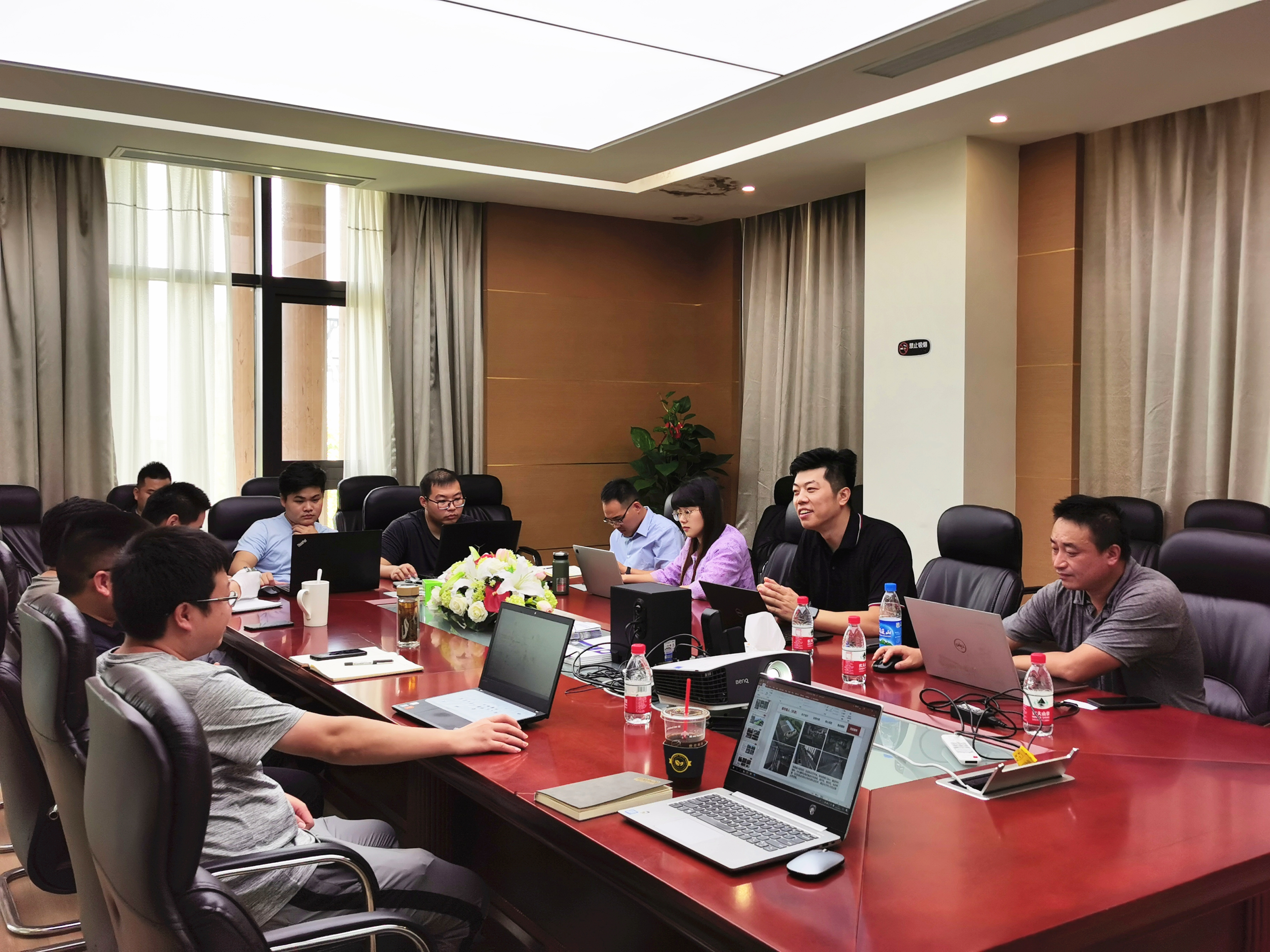 專(zhuān)題培訓(xùn) ｜ 解讀「智能傳感器產(chǎn)品」和「工業(yè)級(jí)移動(dòng)終端、視覺(jué)和UHF RFID產(chǎn)品」