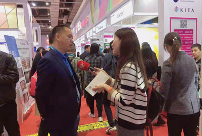 ＂合作、創(chuàng)新、共享＂話進博一一寶開董事長邢志文參觀進博并接受SMG記者采訪