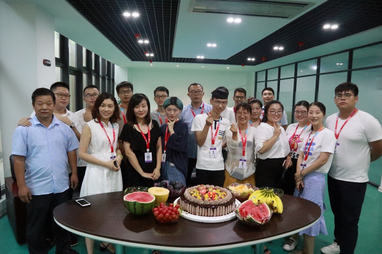 八月未央，歡聚一夏 | 寶開(kāi)集體生日會(huì)：共享歡樂(lè)時(shí)刻